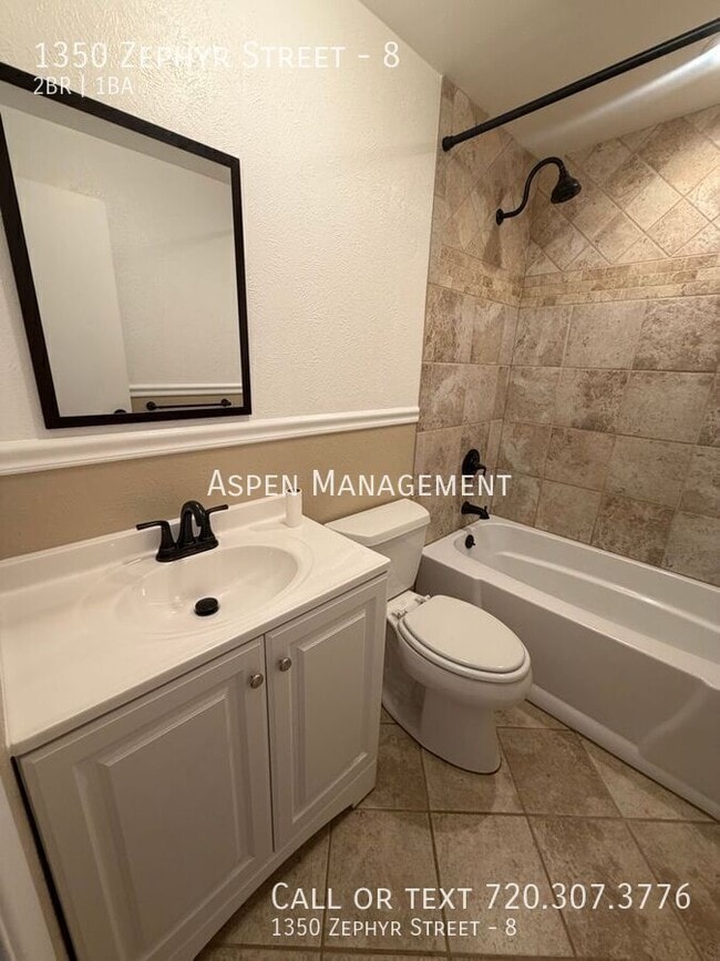 Photo - 1350 Zephyr St