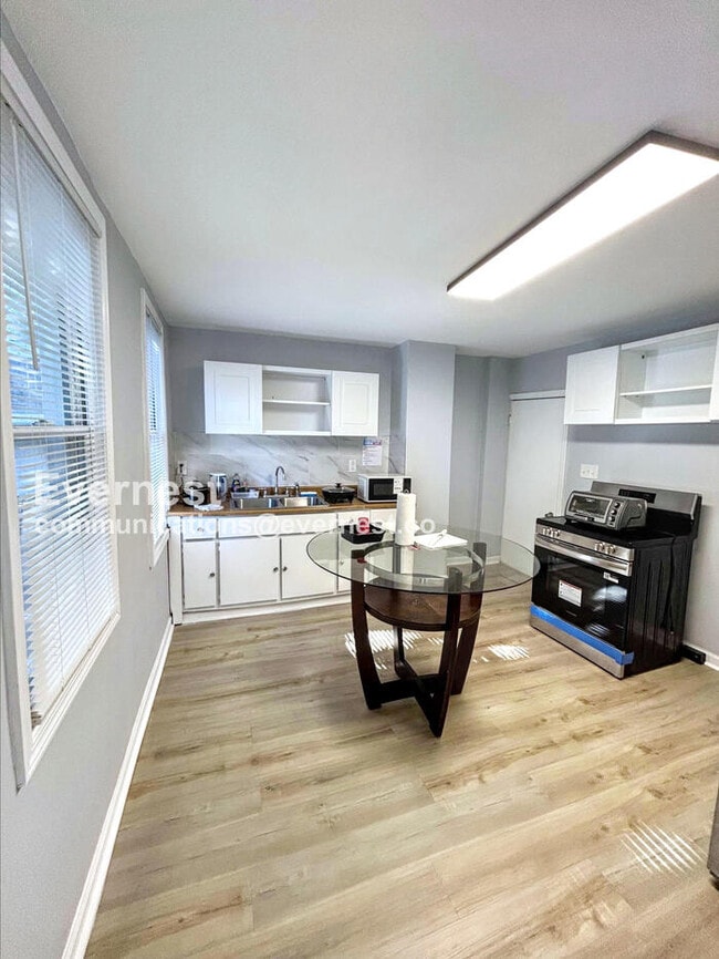 Photo - 6922 Morgan Ave Unit B