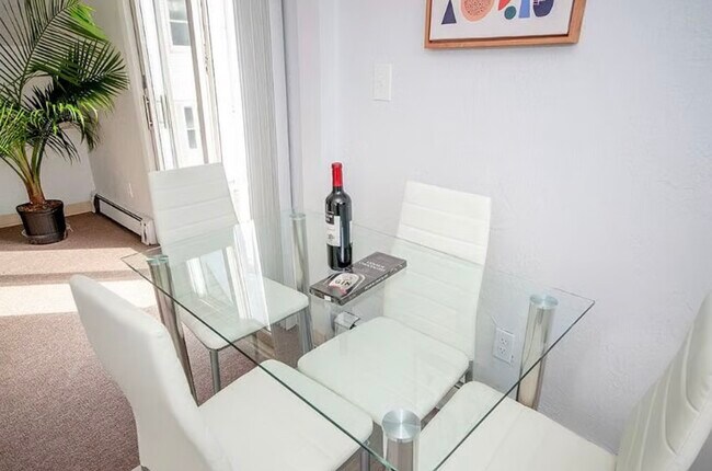 Photo - 243 Princeton St