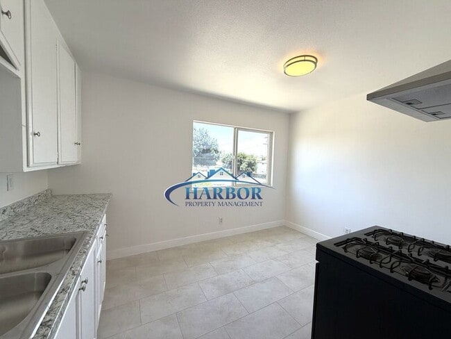 Photo - 1447 Wilmington Blvd Unidad 1447 A