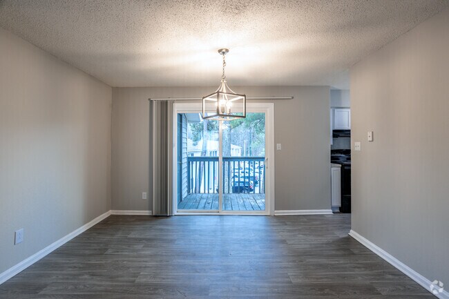 3BR, 2BA - 1,150