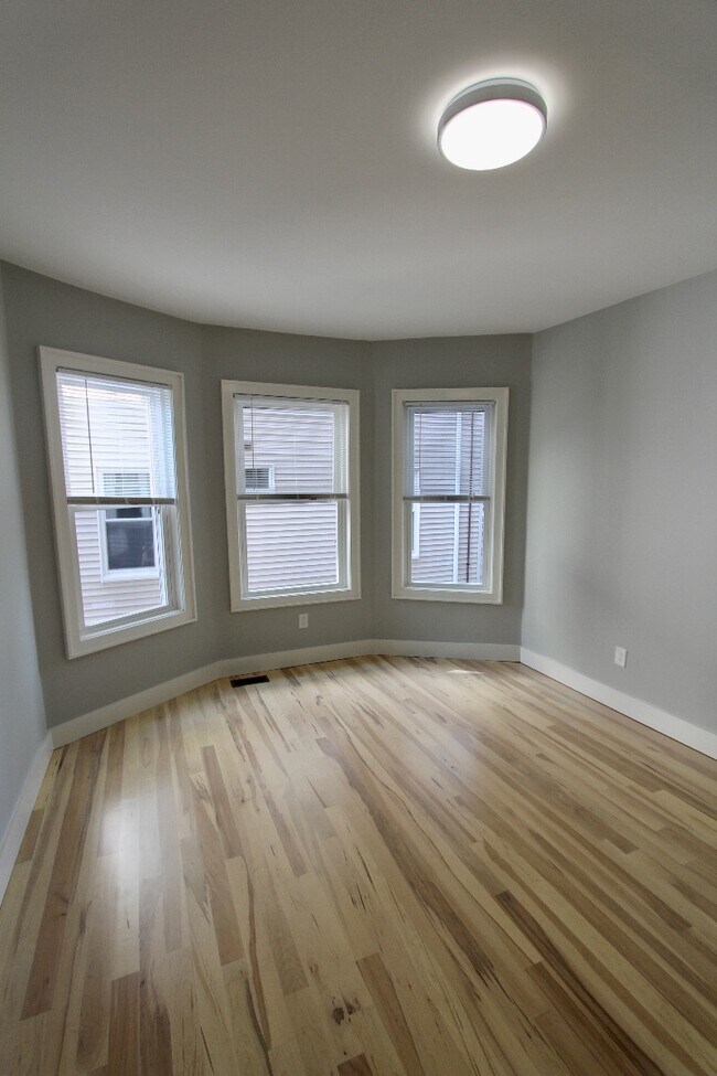 24 Tower St Unit 1