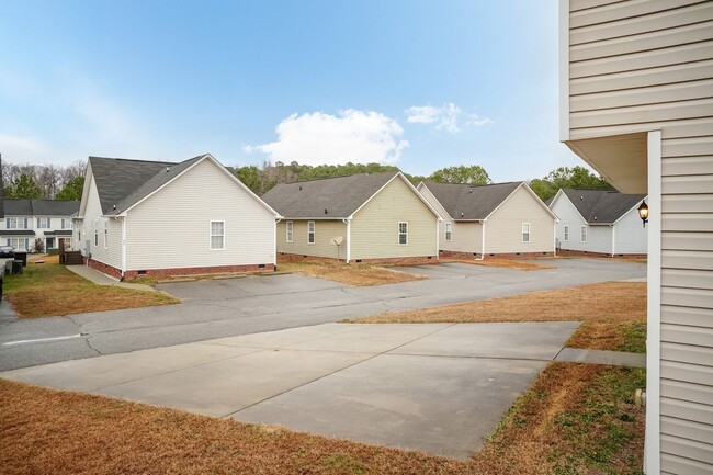 Photo - Move In Ready Lillington Home!