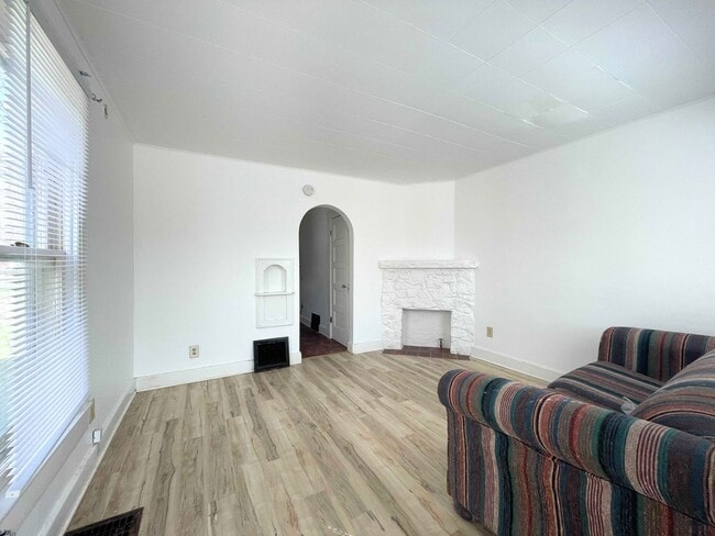 Photo - 116 N Plum St Unit 116 1/2 N Plum St.