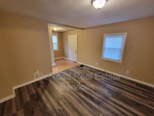 1618 Sheridan Ave