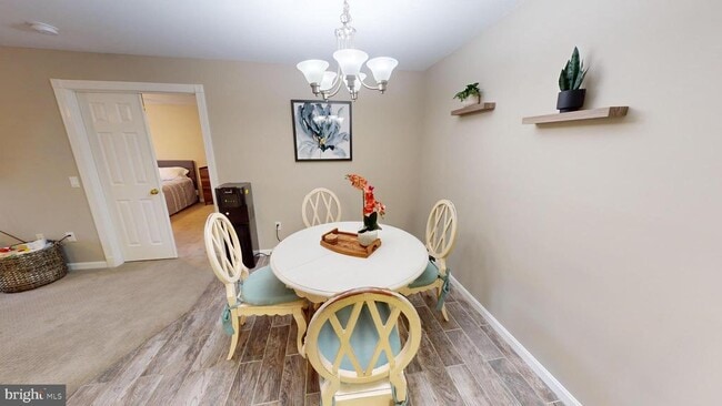 Photo - 2052 Quaker Way Unit 7