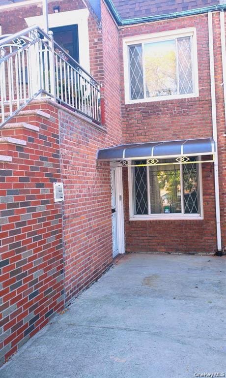 Photo - 664 Remsen Ave