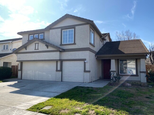 6 bedroom in Manteca! - 6 bedroom in Manteca! House