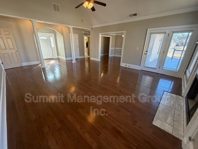 Photo - 2405 Twin Creek Ct SW