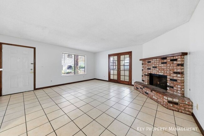 Photo - 1418 Santa Margarita St