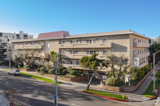 Building Photo - 1409 Midvale Avenue Apartments
