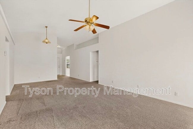 Photo - 908 Bursum Ln SE