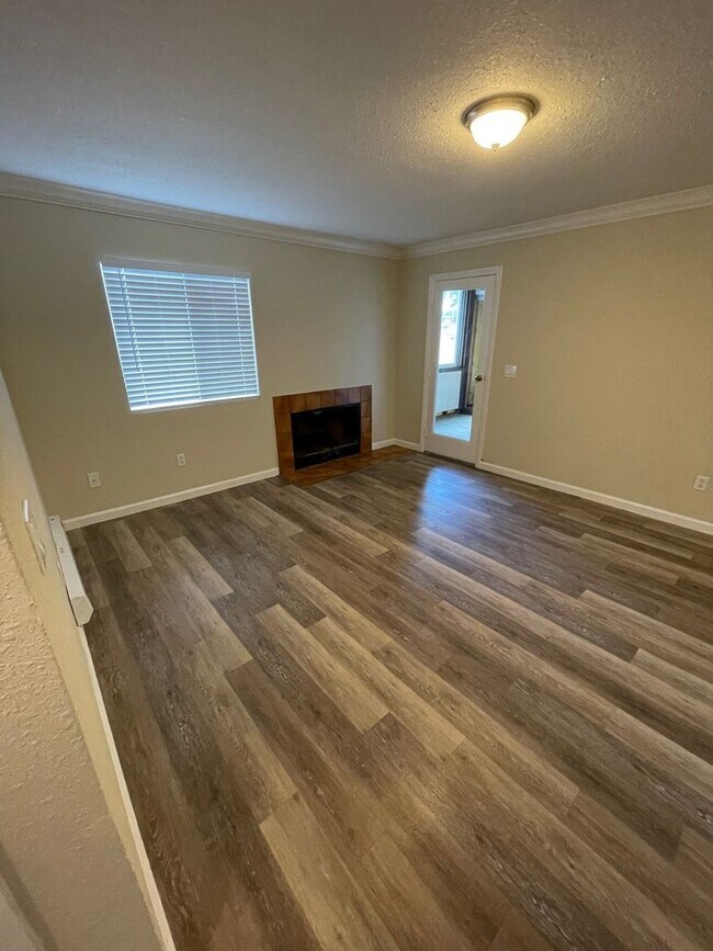 Photo - 2375 Tripp Dr