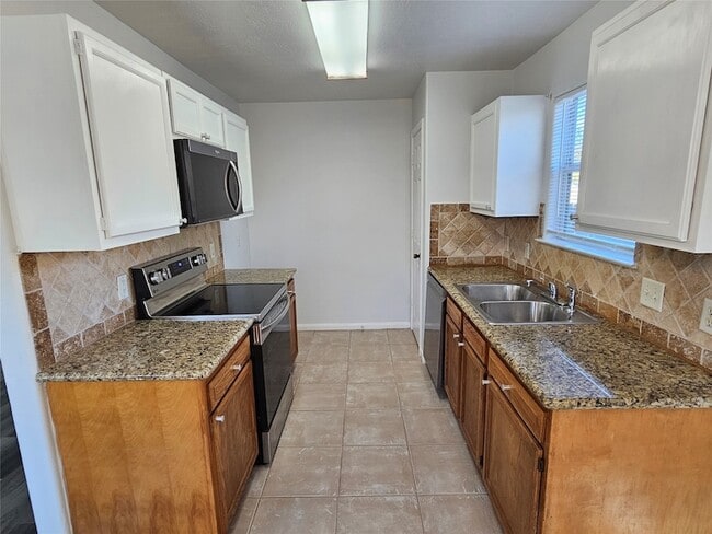 Photo - 10636 Royal Adrian Dr