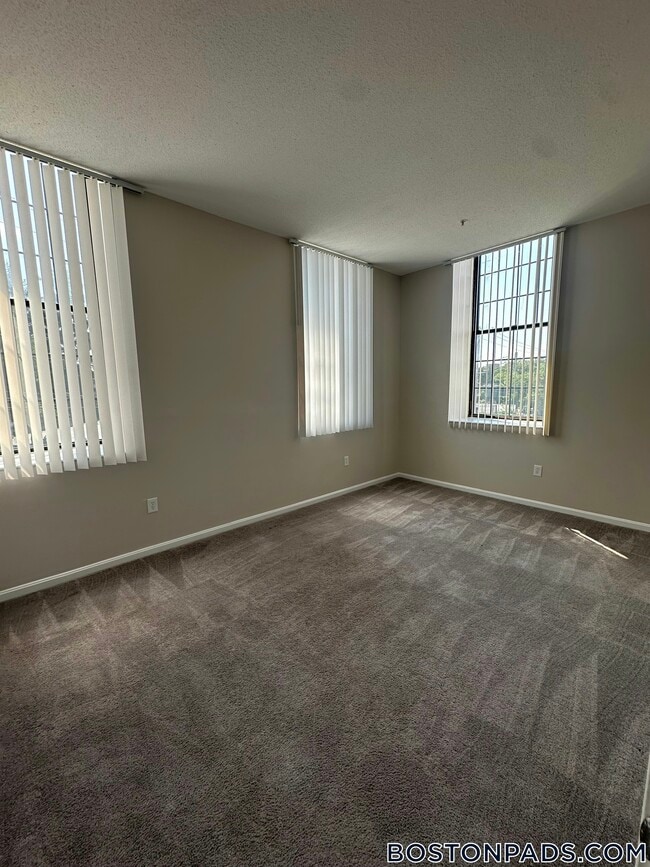 2 Weaver Street Unit 202
