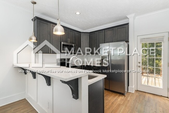 161 Peach St