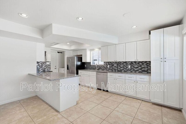 Photo - 2150 W Eugie Ave