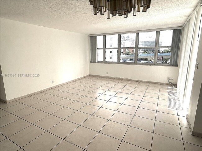 Photo - 1825 S Ocean Dr Unit 401