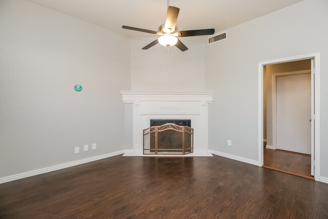 Photo - 1704 S 39th St