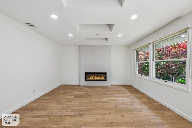 Photo - Modern Remodeled Menlo Park Home with Designer Kitchen and Private Yard