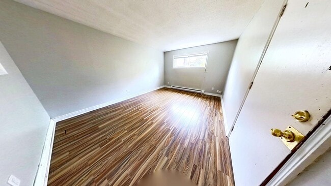 22 8 St Unit 2
