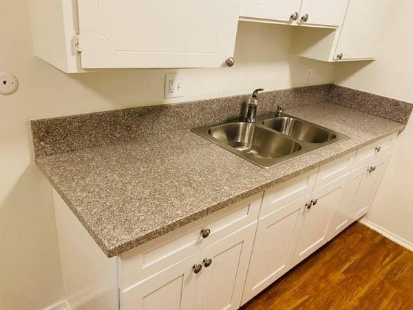 Photo - 4342 West 130th St