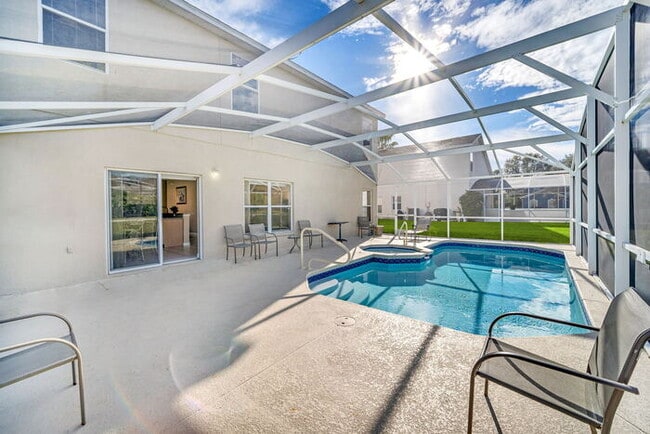 Photo - Partially Furnished 6 bedroom/5 Bath home