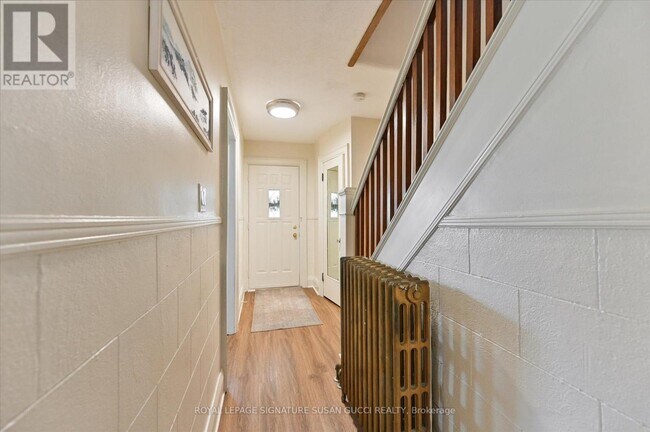 Photo - 31 Lesmount Ave