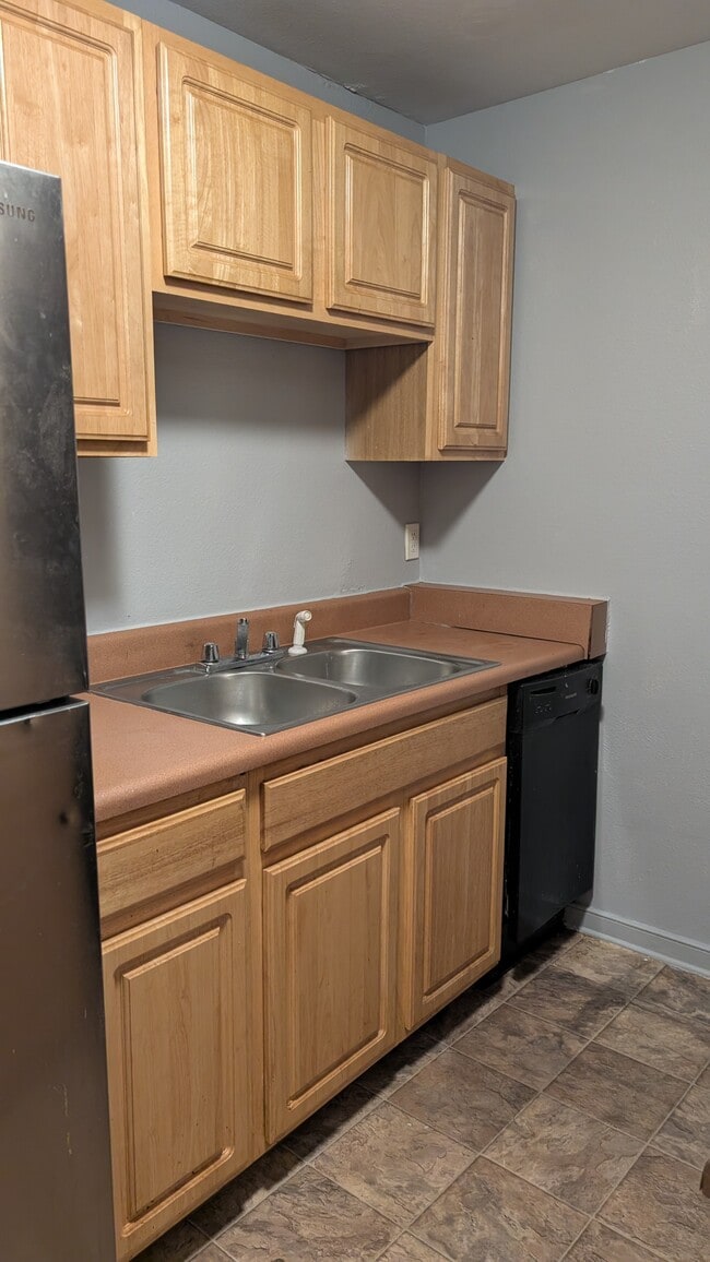 Photo - 3528 E Richmond Rd