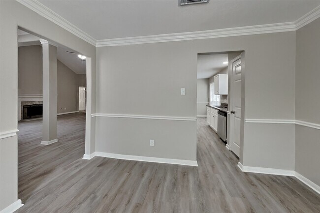 Photo - 17902 Western Pass Ln