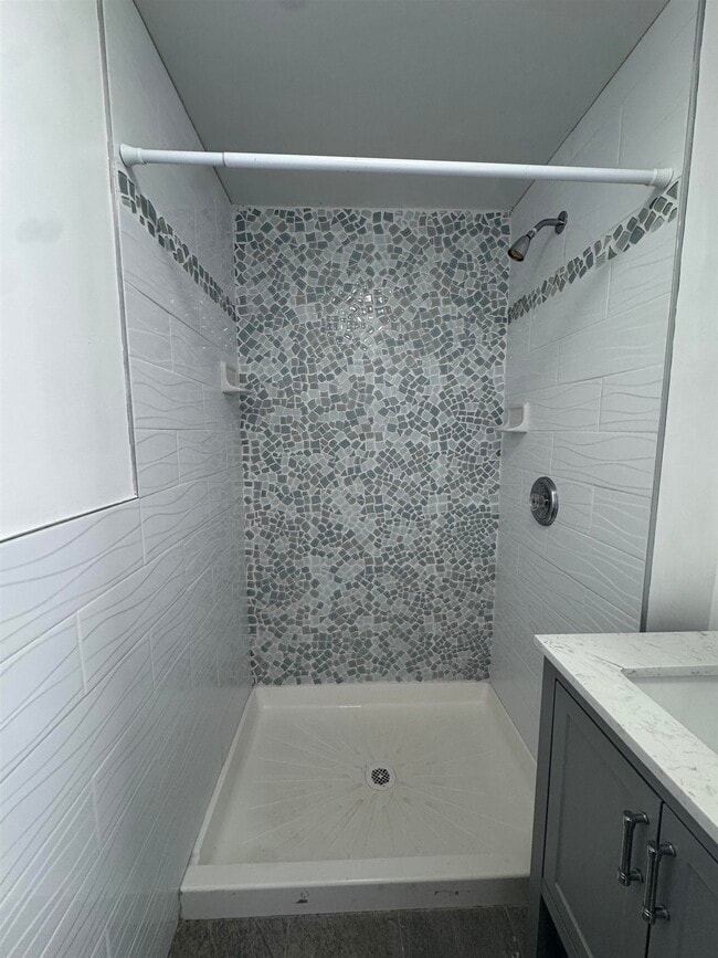 Photo - 20 Chapel St Unit 2