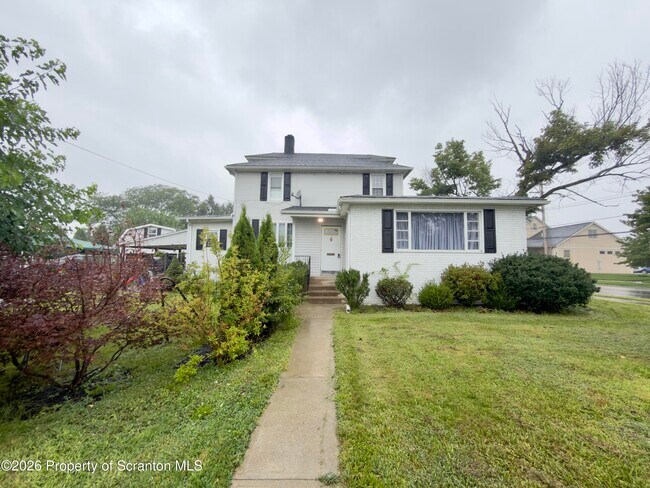 Photo - 536 Moosic Rd