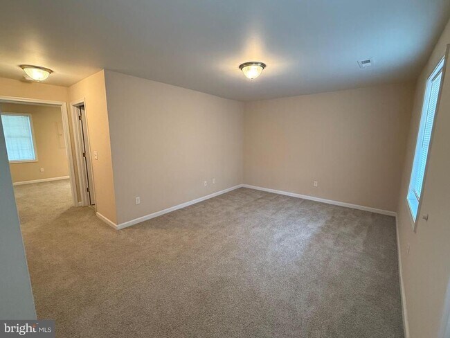 Photo - 202 Bell Tower Ct