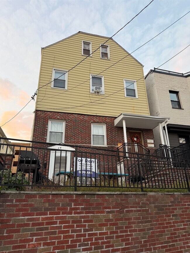 Building Photo - 290 Paterson Plank Rd Unit 1