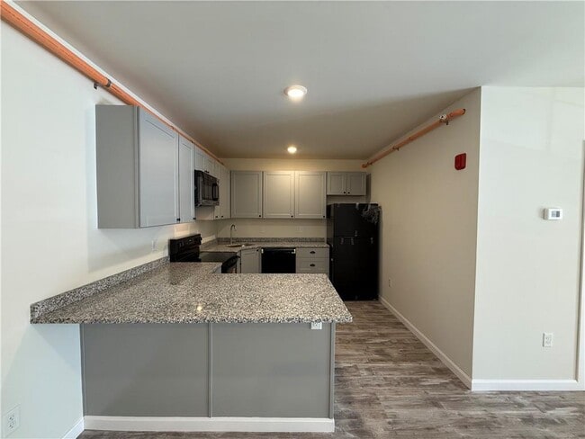 Photo - 327 Pine St Unit 2014