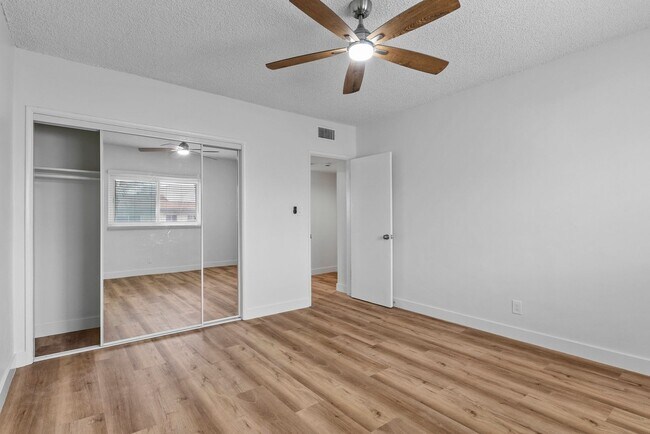 112 E Buckthorn St Unidad 07