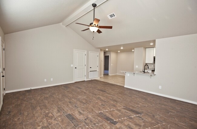 Photo - ***310-C Commercial***