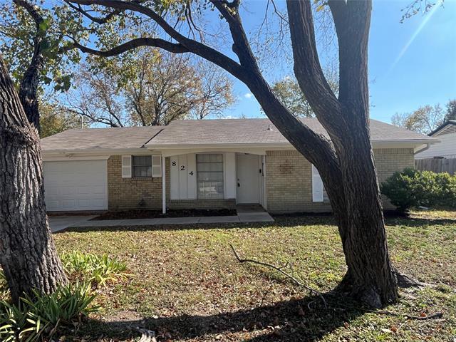 Building Photo - 824 Johnnie Row