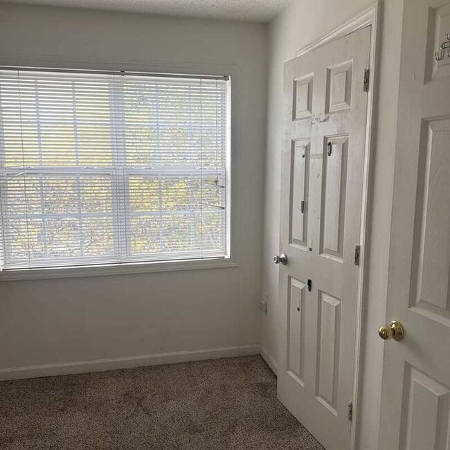 Photo - 2021 Wolf Tech Ln Unit 304 -Bedroom 3