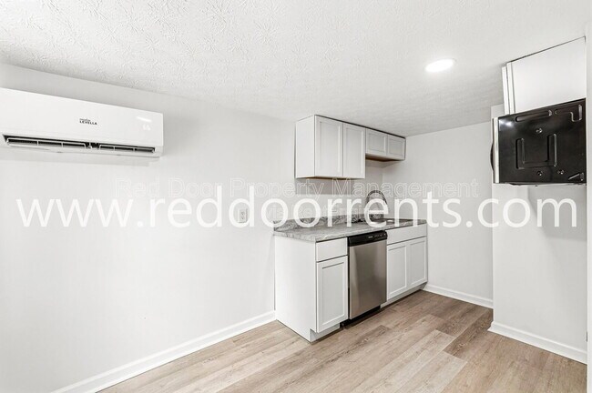 Photo - 389 N Main St Unit G
