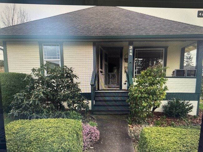 Charming Mount Vernon 3 Bed Two Bath - Charming Mount Vernon 3 Bed Two Bath House