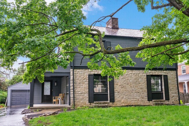 Photo - 2583 Wexford Rd