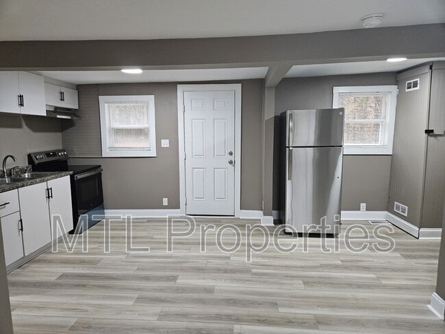 Photo - 6521 Rumple Rd