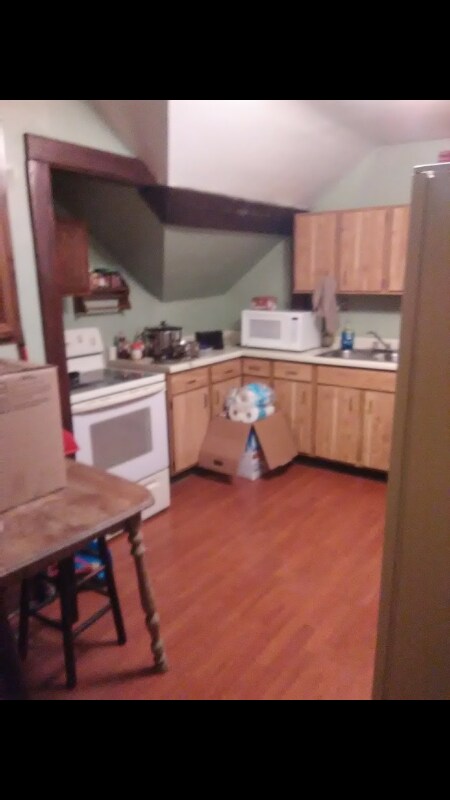 Photo - 1922 Grange Ave