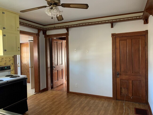Photo - 212 Alden St