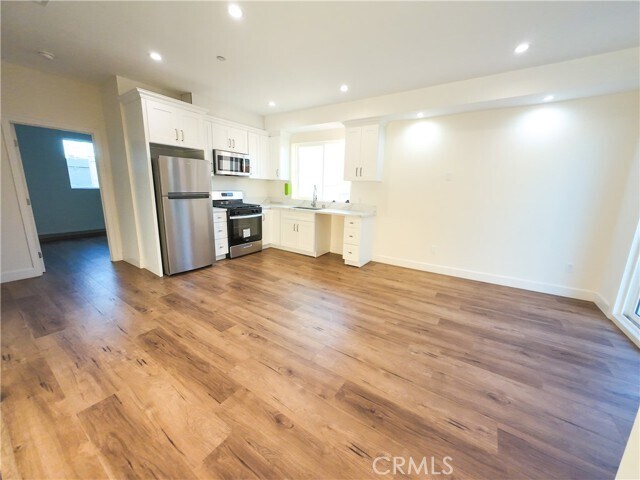 Building Photo - 117 E 29th St Rental