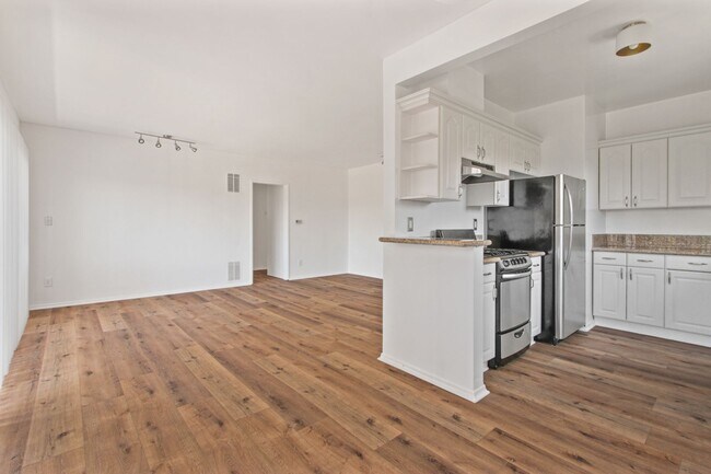 Photo - 1241 9th St Unit 5