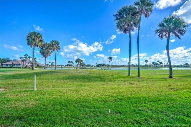 Photo - 233 NE Edgewater Dr Unit 204
