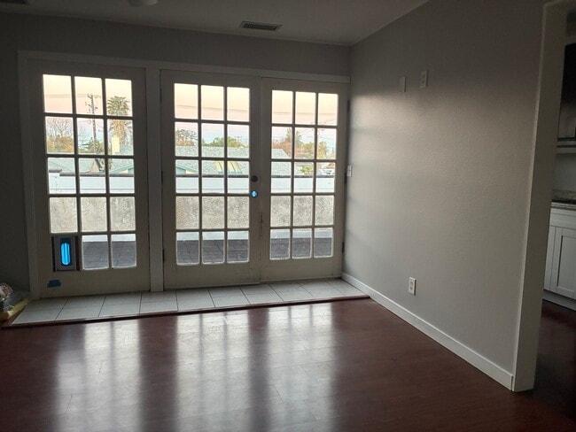 Photo - 1926 Glenview Ave Unit Glenview