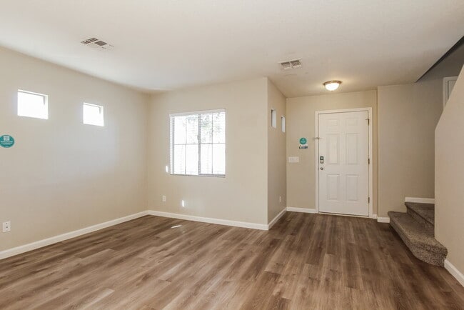 Photo - 8345 W Hughes Dr